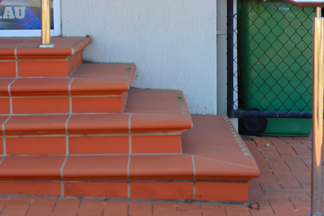 Jak kłaść gładź szpachlową? Poradnik krok po kroku