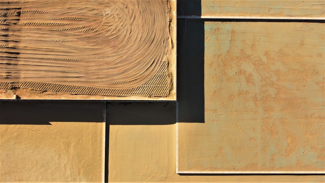 Tynkowanie domu – jak wybrać odpowiedni tynk?